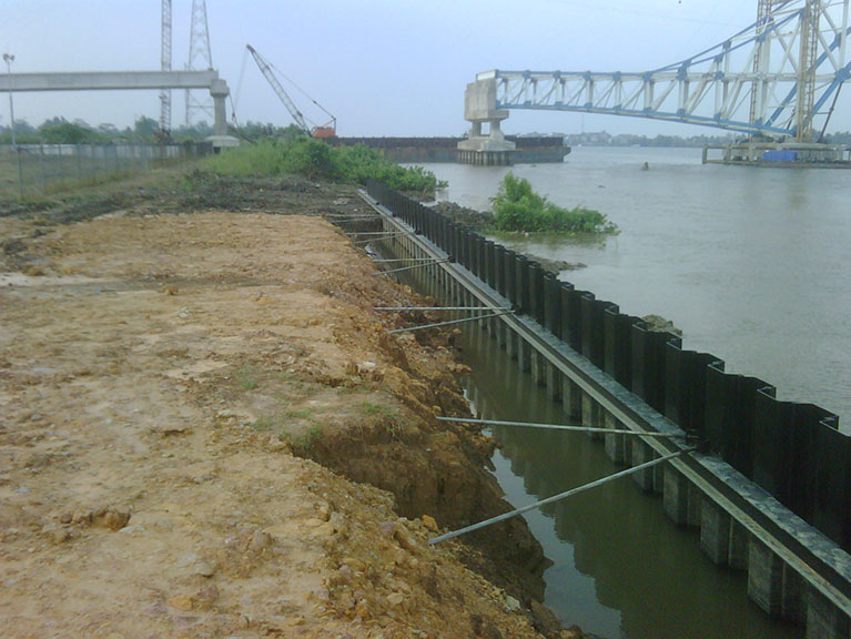 Gambar-Hasil-Akhir-Piling-Sheet-Pile-Di-Jetty-Asam-Pipih-PCJ-1620-CA